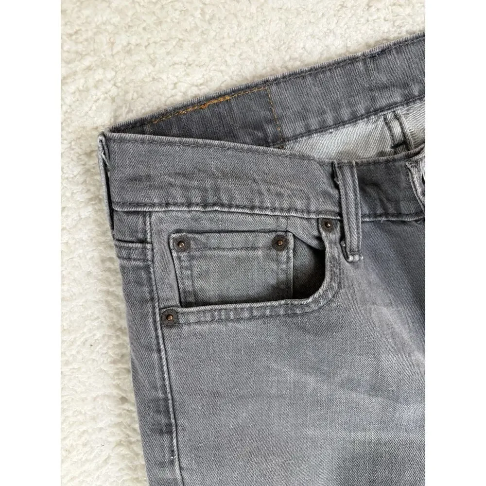 Levi's type buttons series