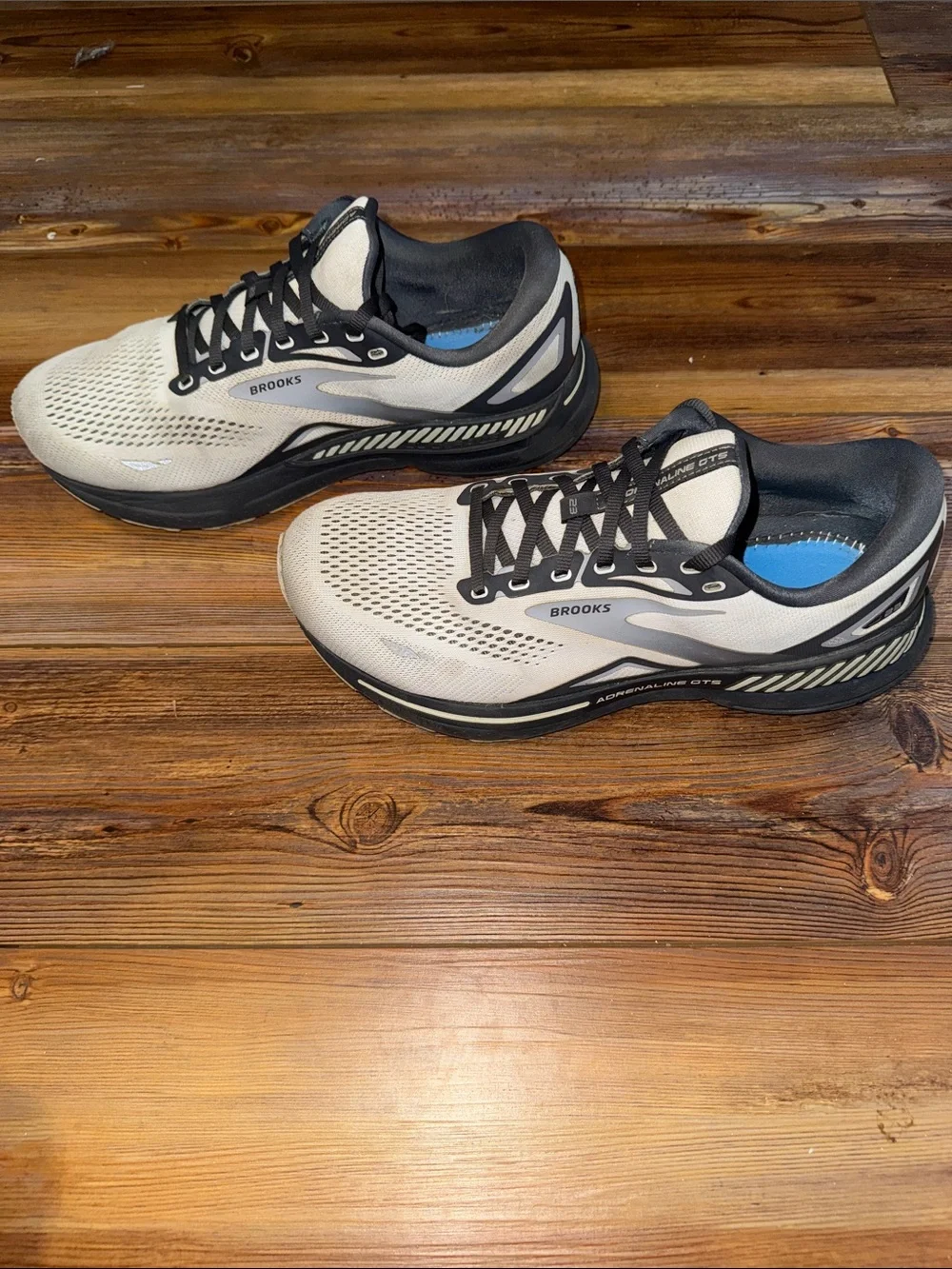 Brooks Adrenaline GTS 23 4E Extra Wide | Men’s 10.5 | Gray/Charcoal | No Insoles