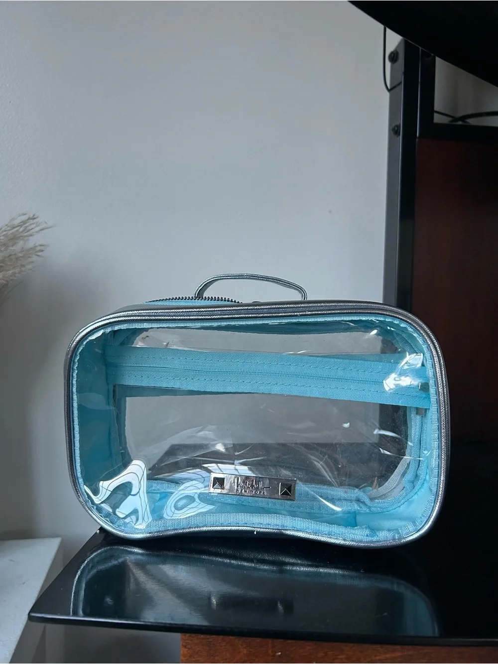 N/A light blue