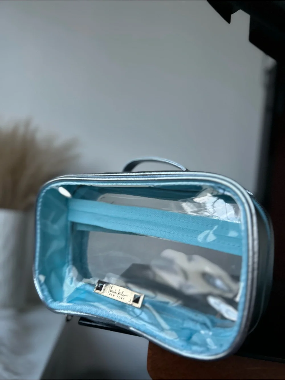 N/A light blue