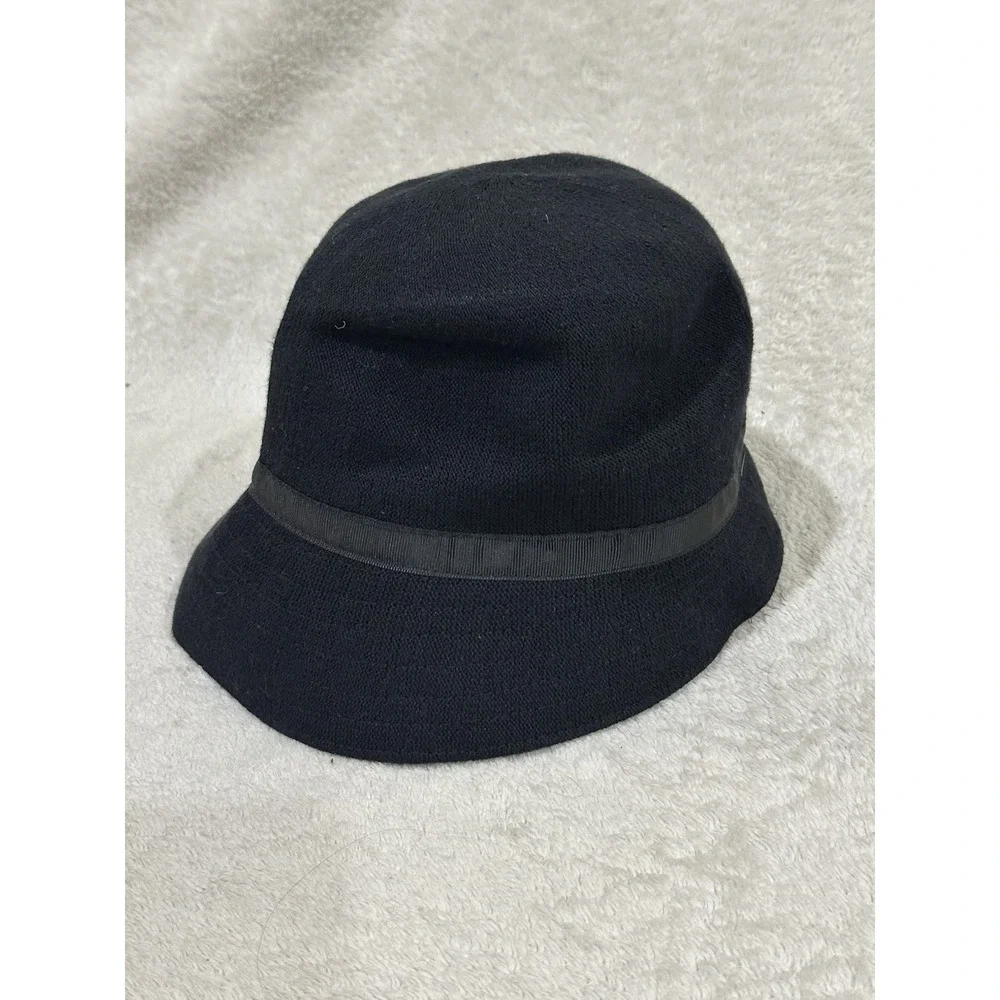 Kangol women black