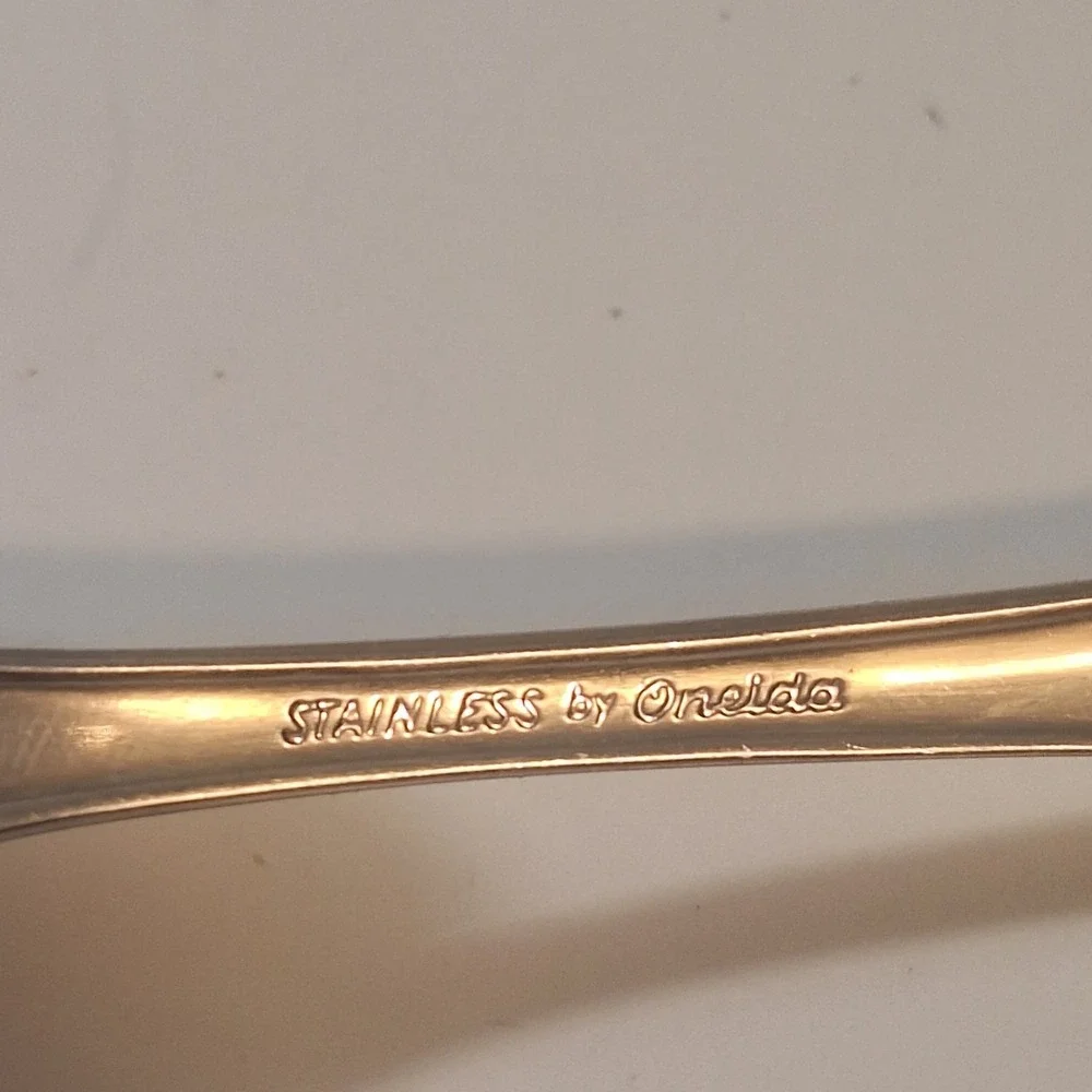 Oneida stainless arbor