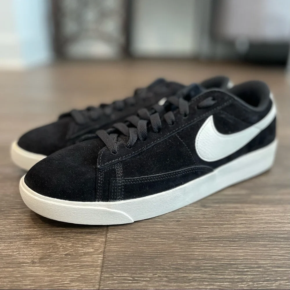 Nike Blazer Low SD Sz 9.5