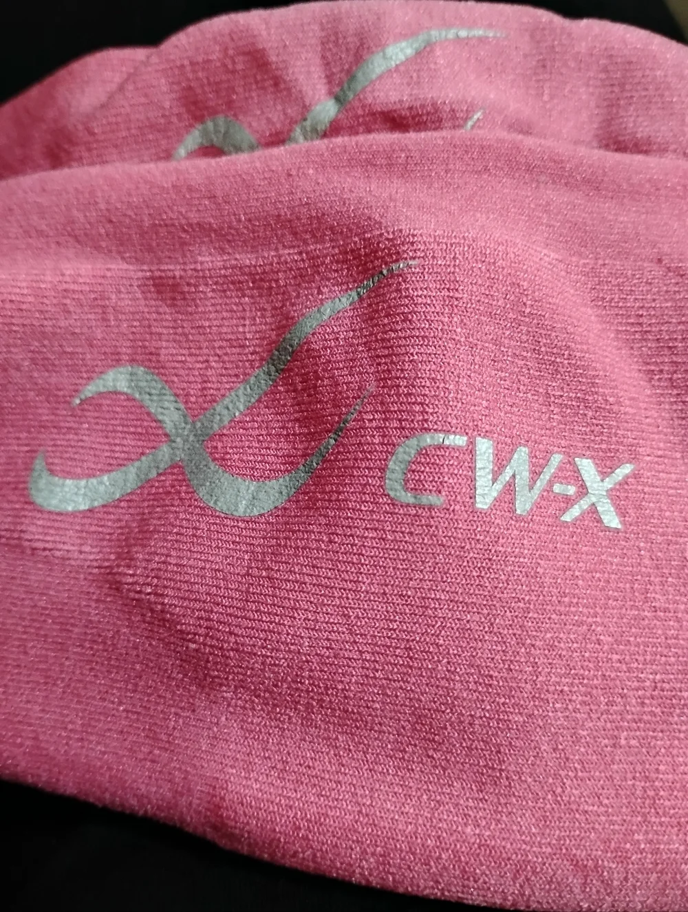 CW-X vibrant pink