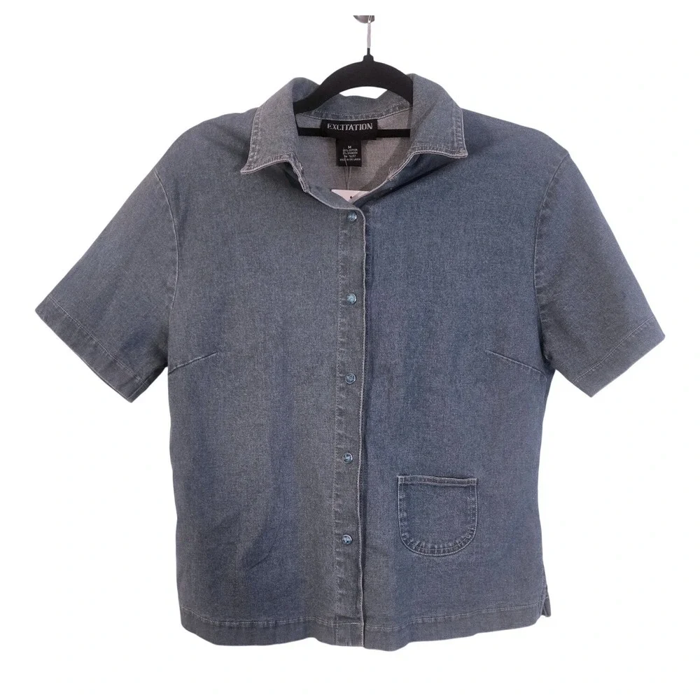 Excitation Womens Blue Denim Short Sleeve Button Front‎ Shirt Size Medium NWT