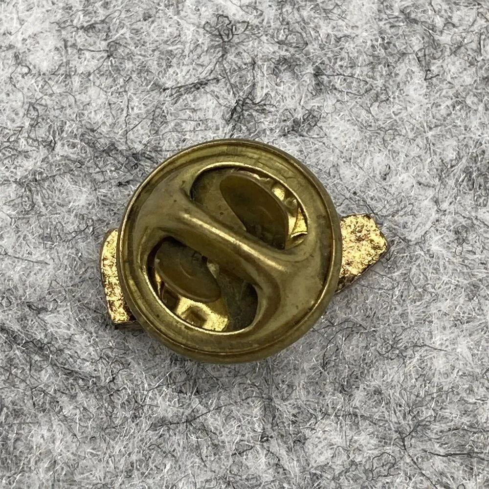 Unbranded vintage gold