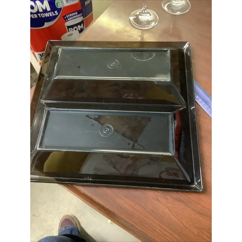 Tupperware good used