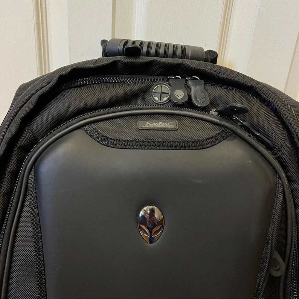Alienware black backpack minimal