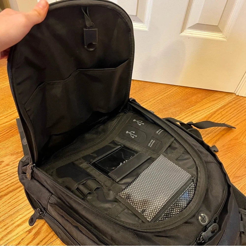 Alienware gaming excellent wear