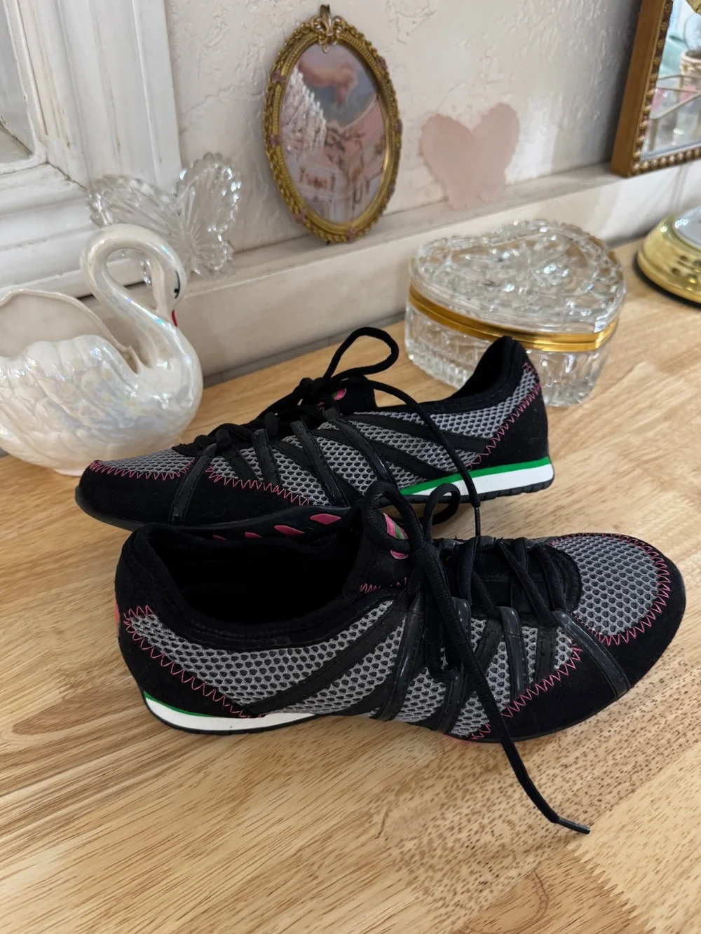 Rocket Dog Y2K Mesh Sneakers Size 8.5 | Black Pink Retro Trainers