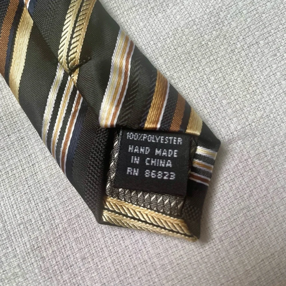 Bill Robinson 100% polyester