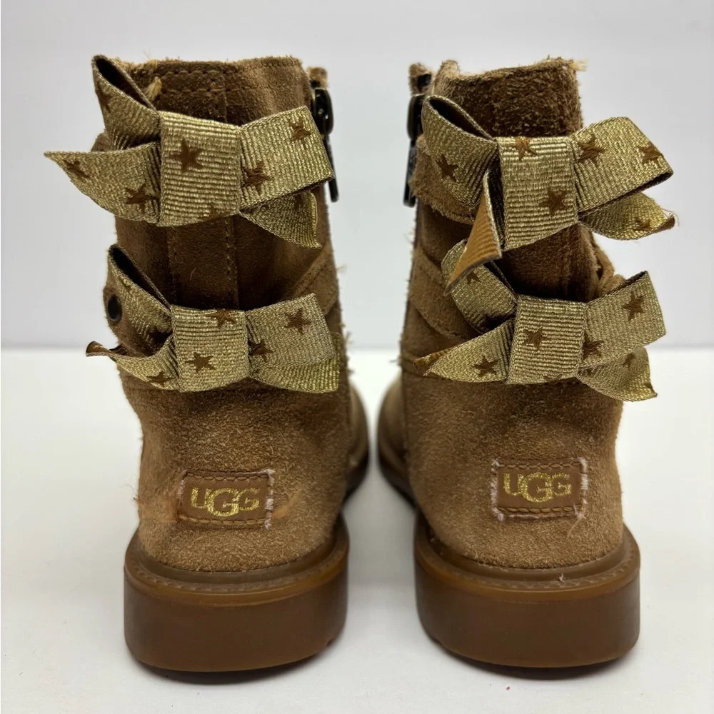 UGG mid top