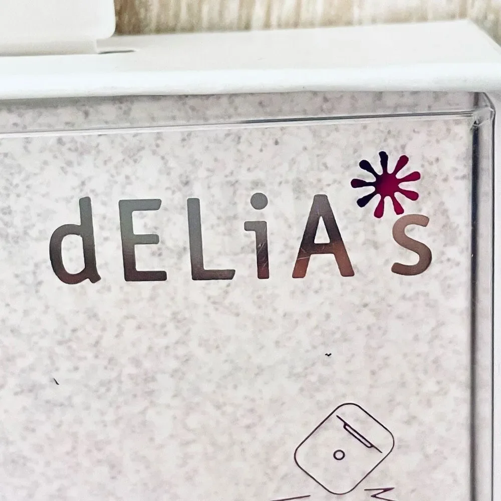 Delia’s new tags