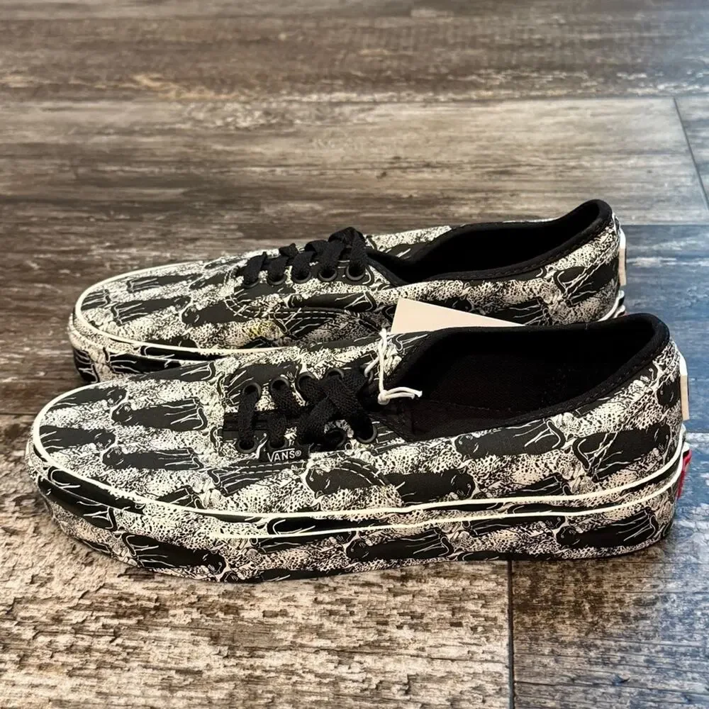 vans opening