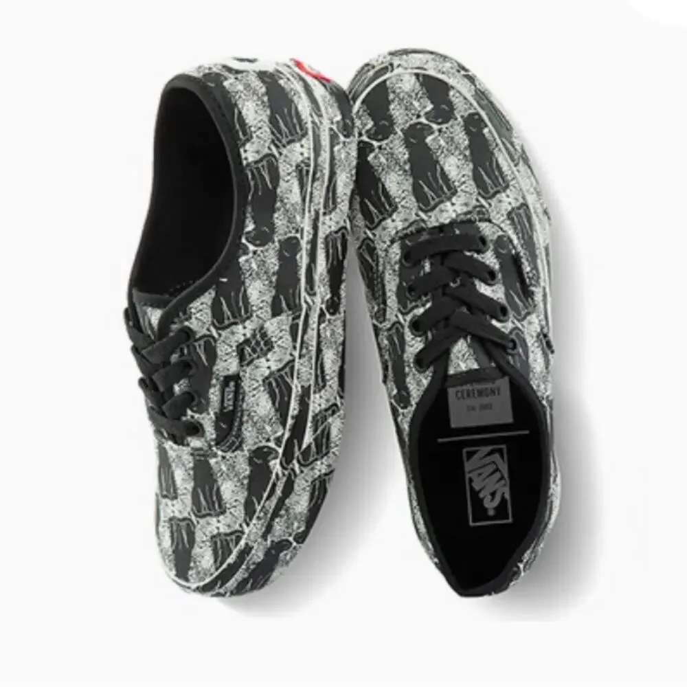 vans opening