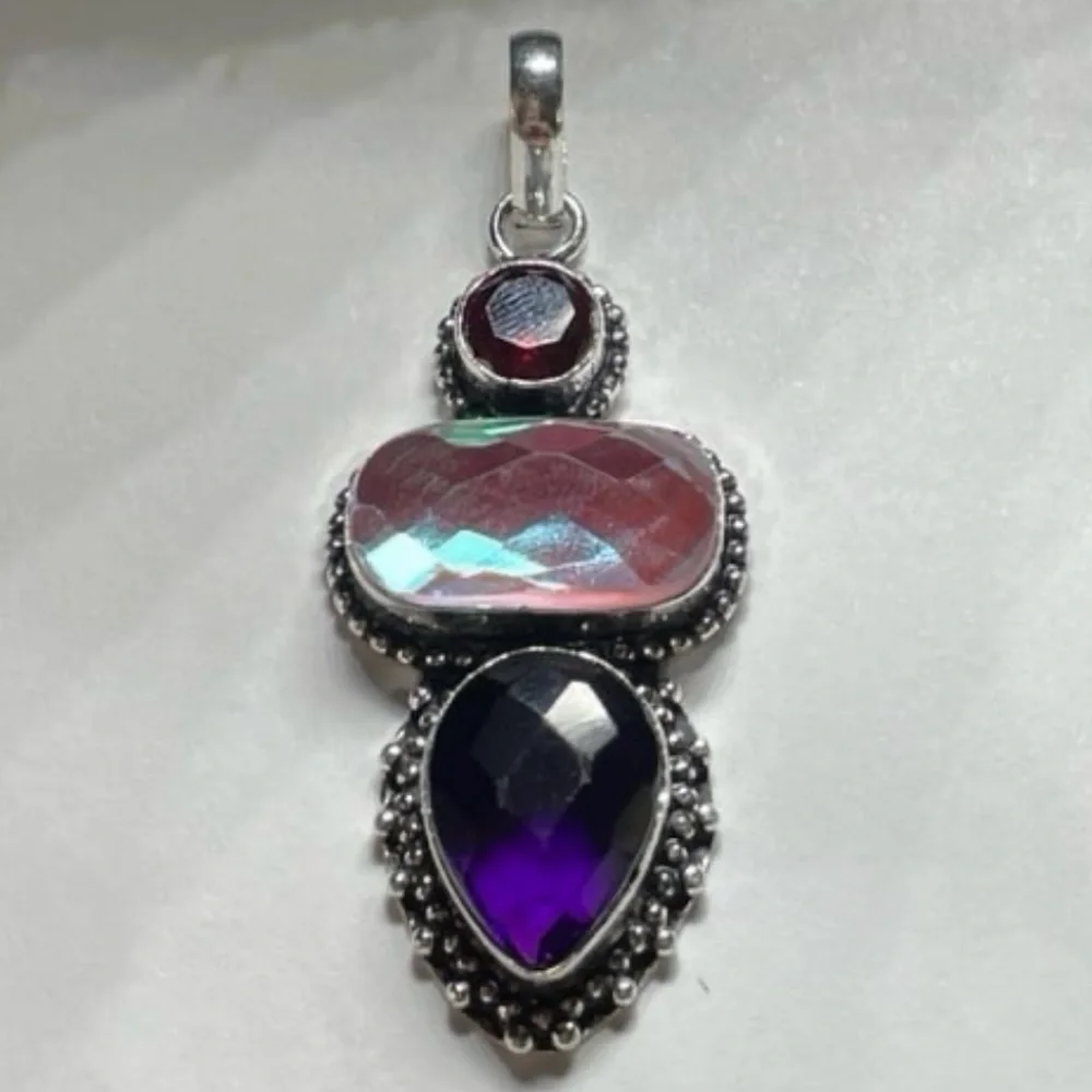 N/A measures topaz