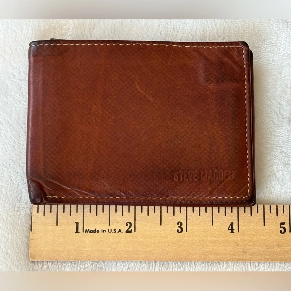 Steve Madden sophisticated leather