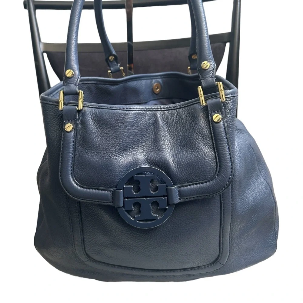 Tory Burch handbag center leather