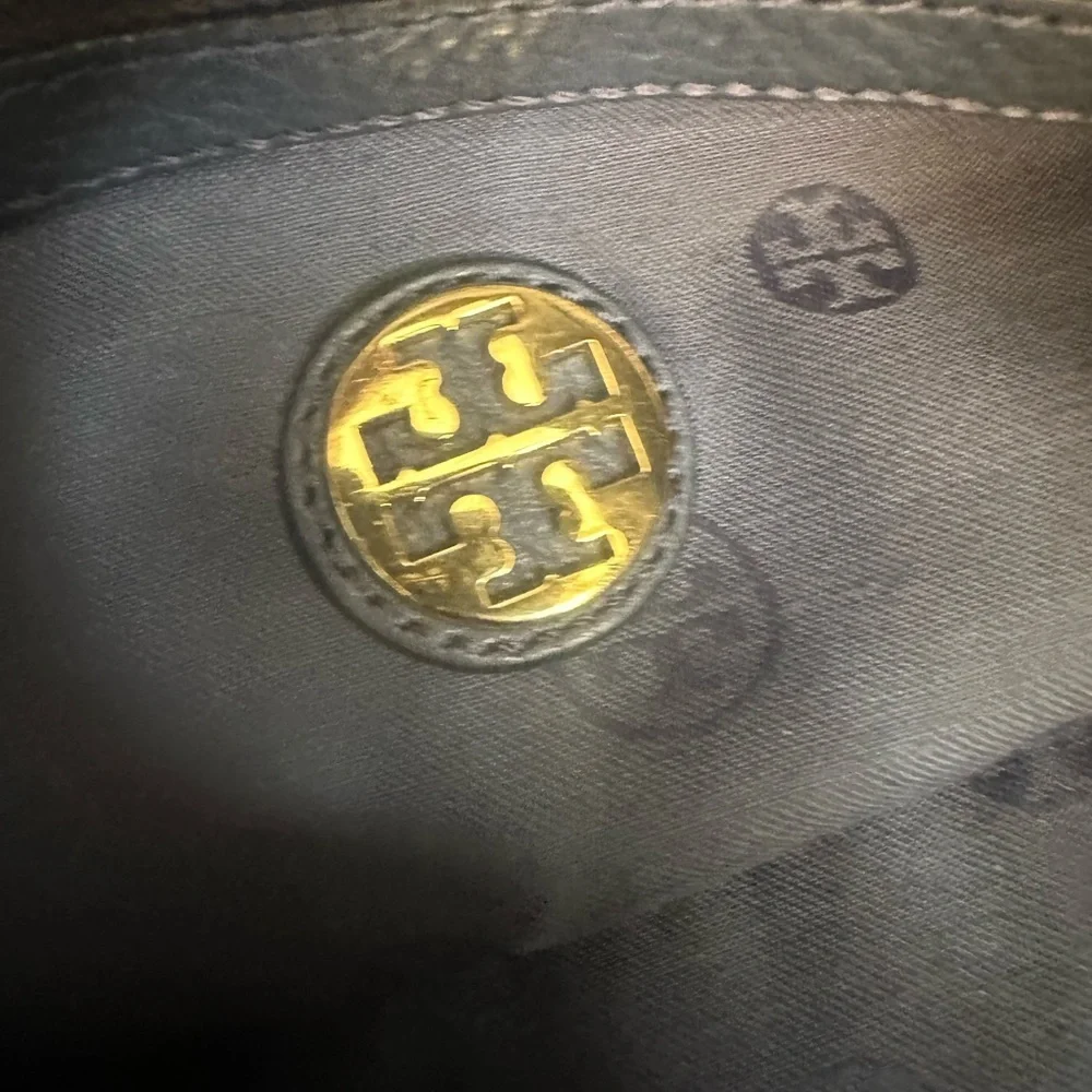 Tory Burch 15” flat handbag