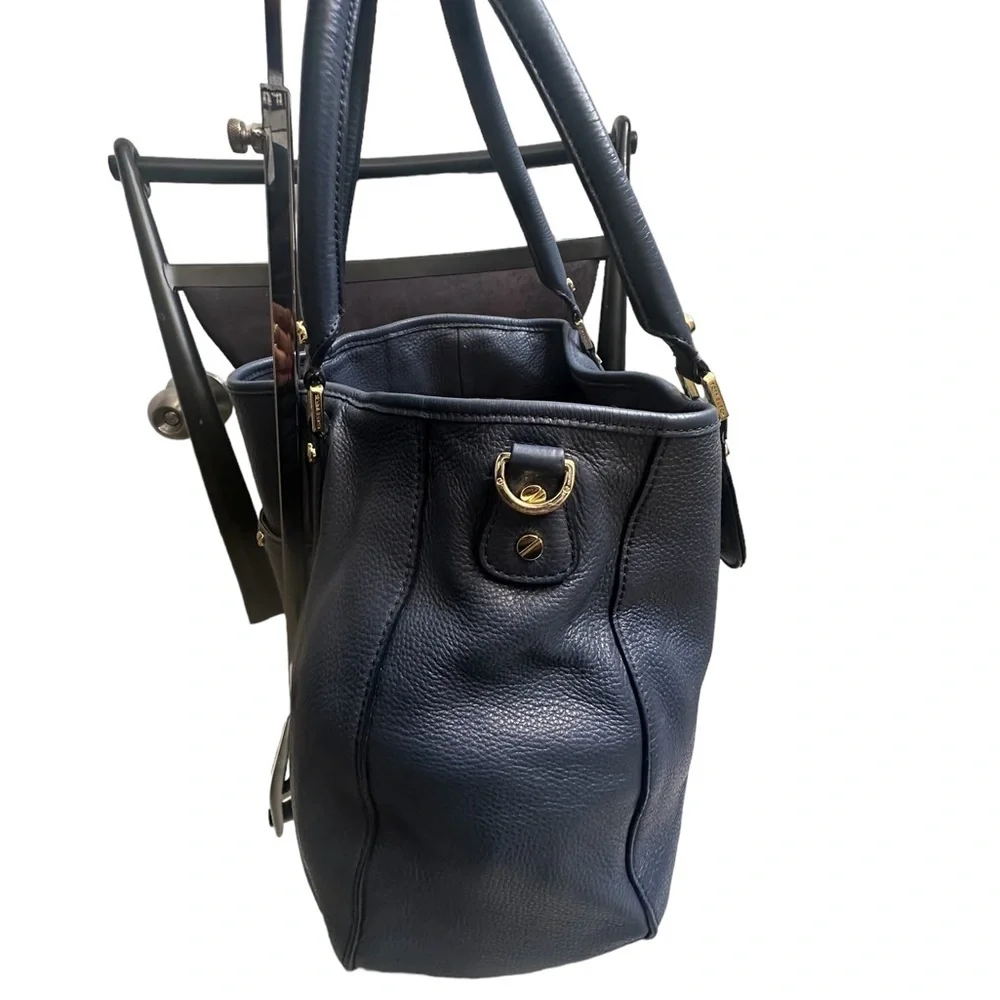 Tory Burch amanda measurements 8”
