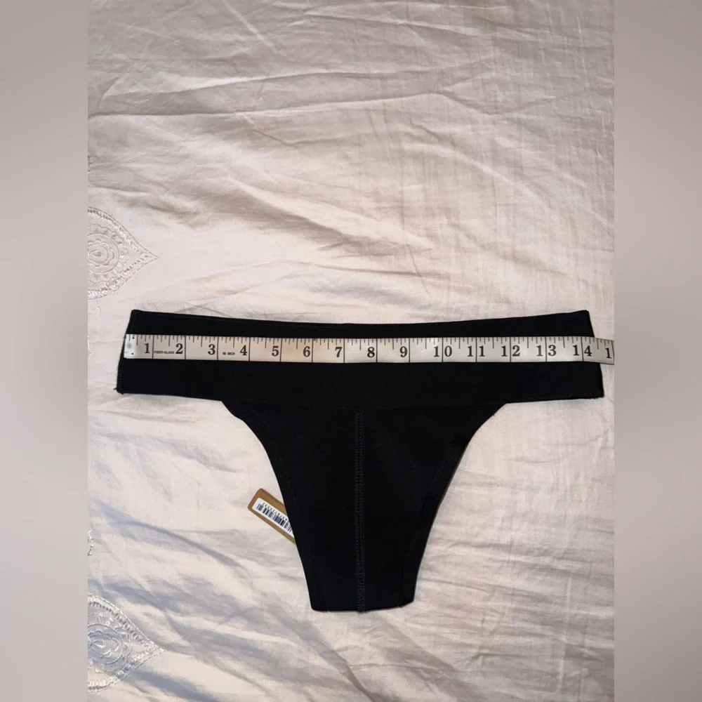 skims black