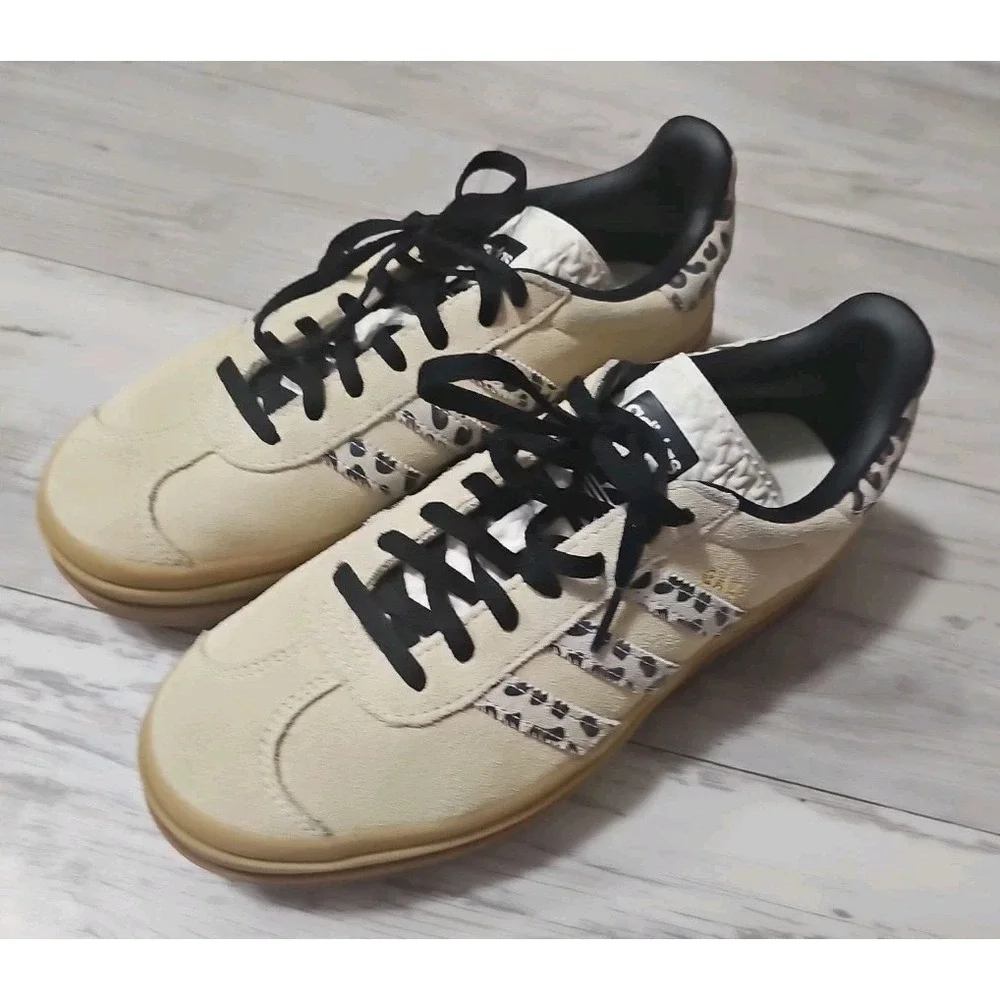 adidas nwot no
