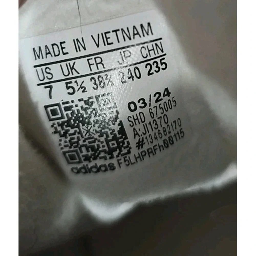 adidas nwot no