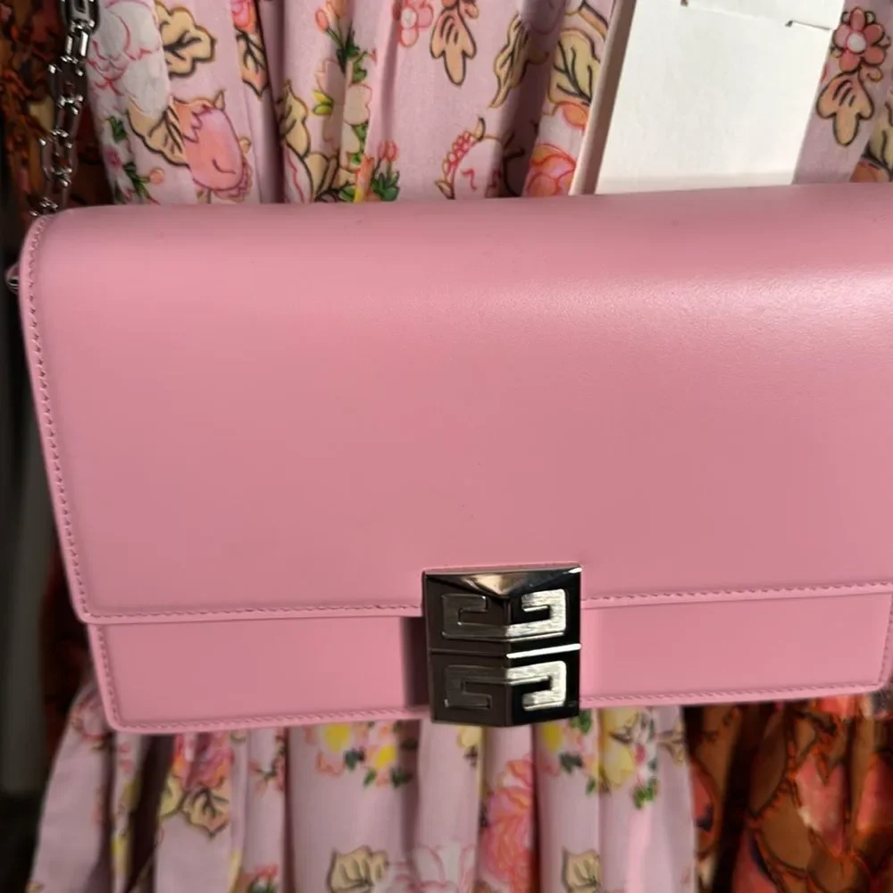 givenchy shoulder