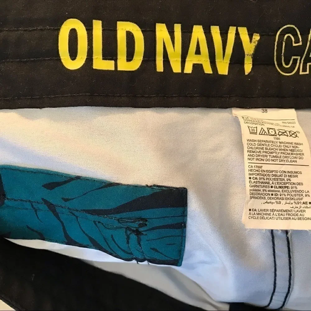 Old Navy California Size 38 Board Shorts!
