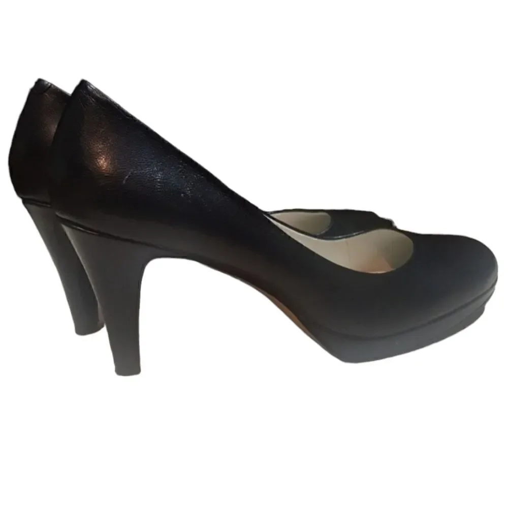 NINE WEST 