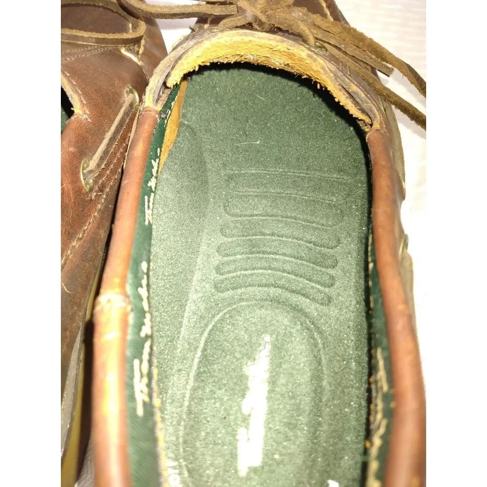 Thom McAn toe aesthetic