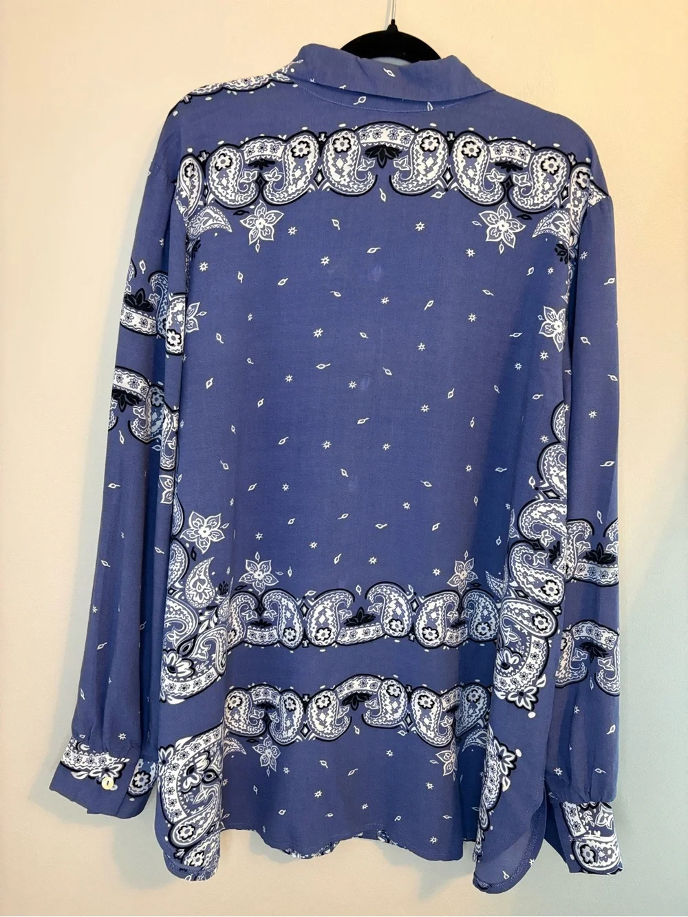 Physical Attraction vintage light relaxed