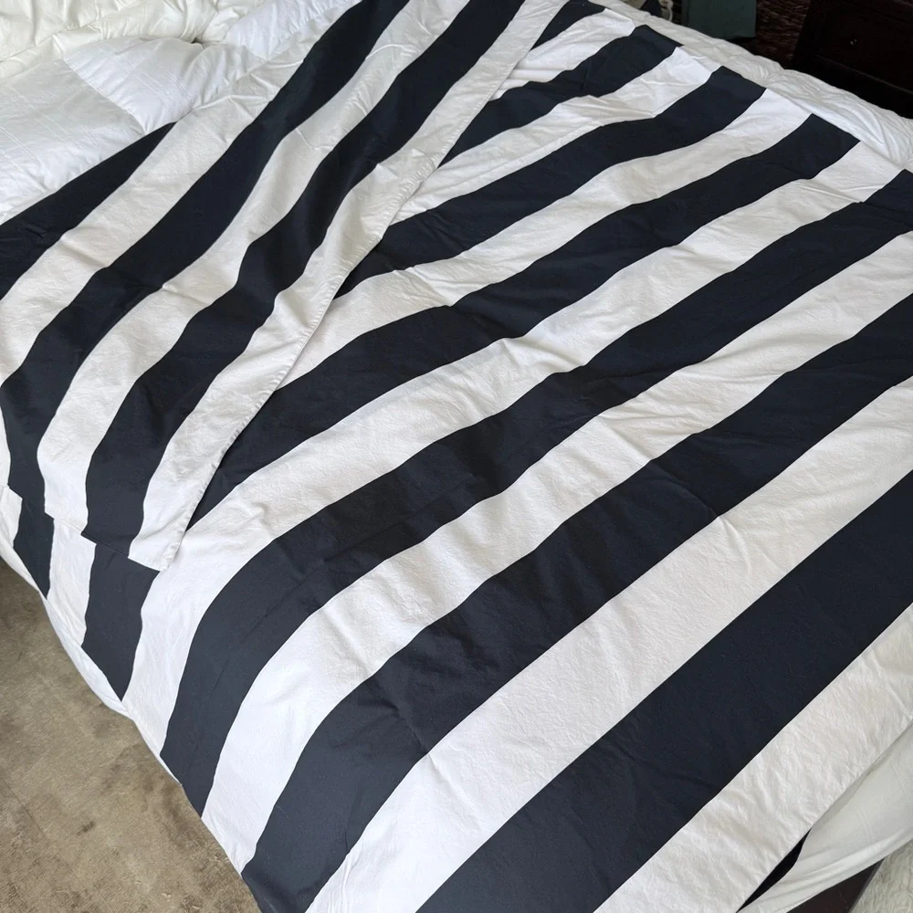 Pottery Barn Teen Circus Stripe Duvet Twin Size Black White