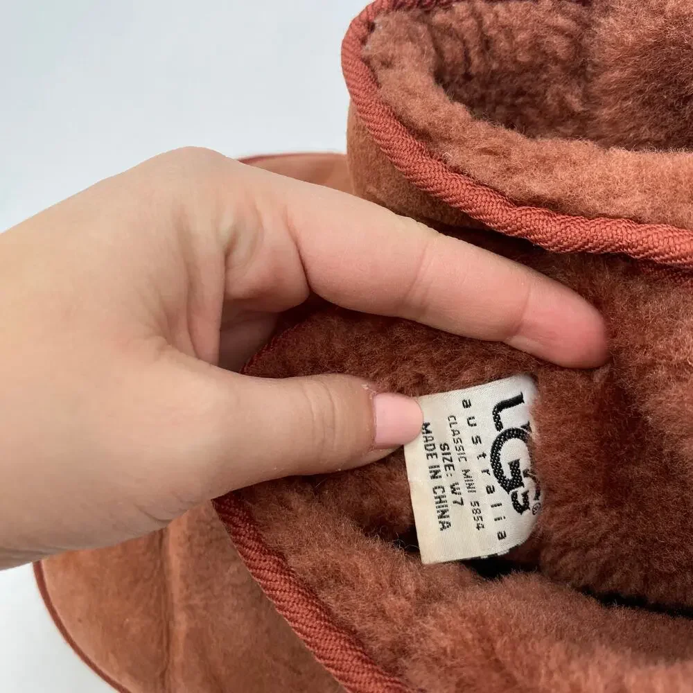 UGG pink brick
