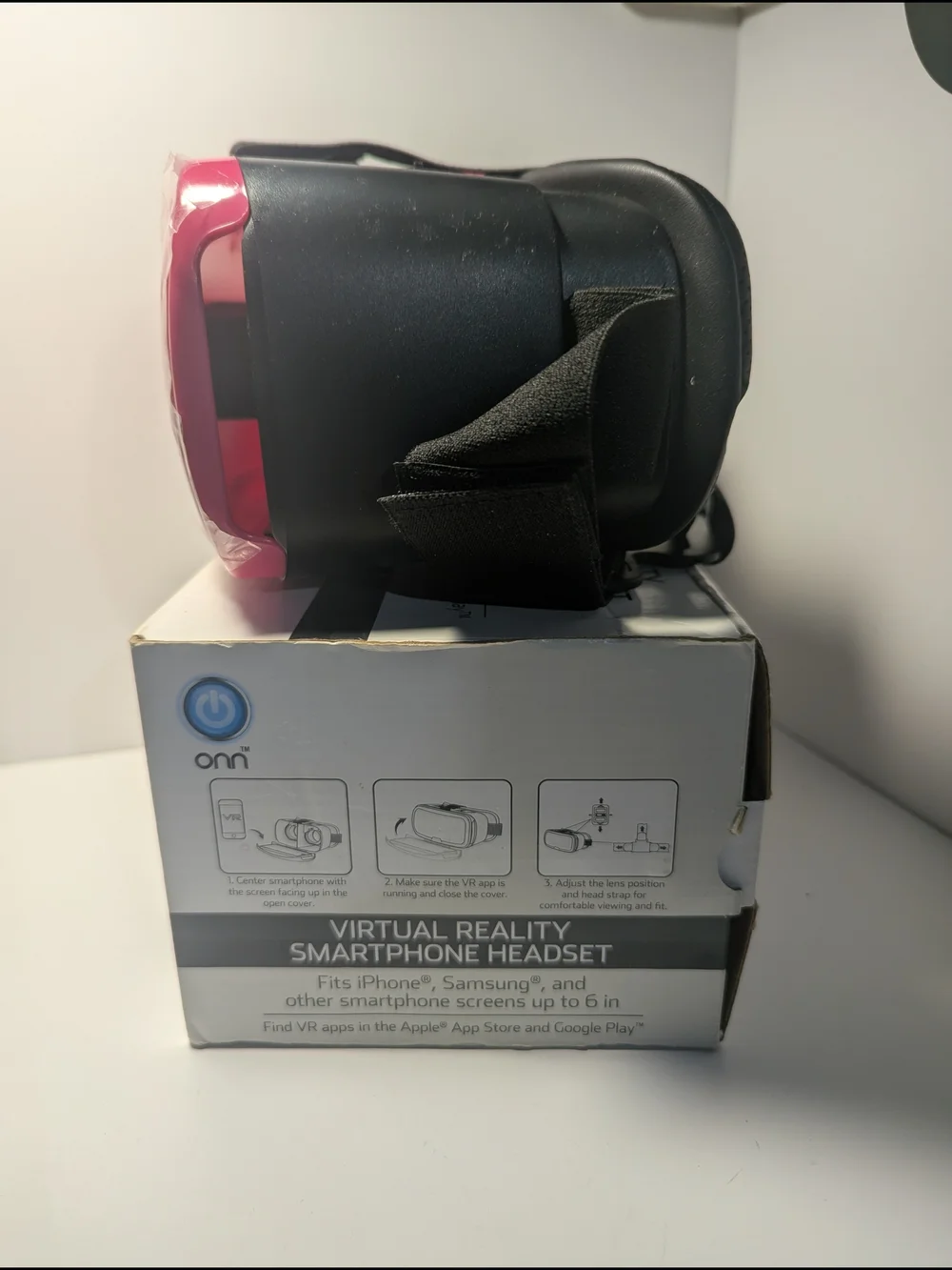 Onn Hot Pink Smartphone VR Headset