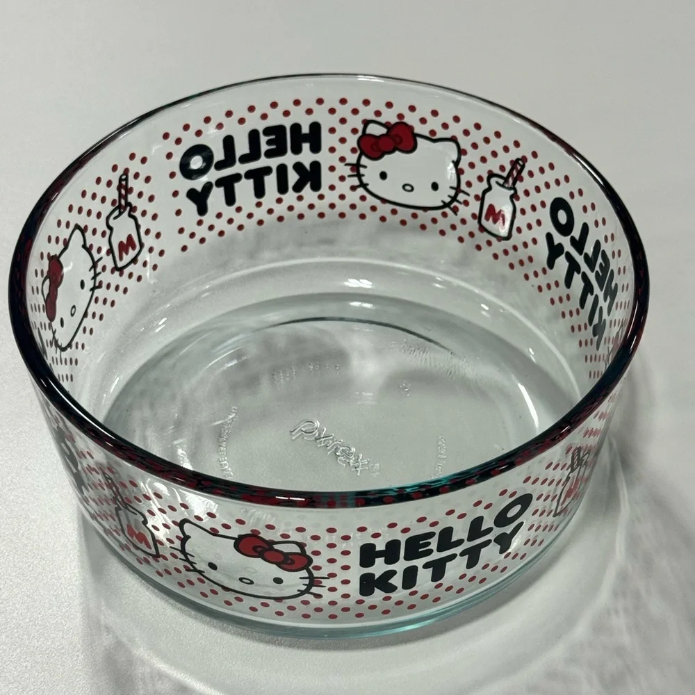 Pyrex hello serving dish