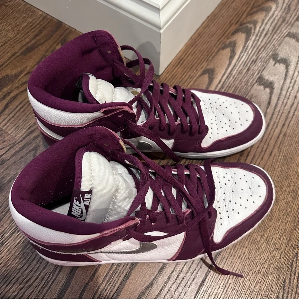 Nike Air Jordan 1 Retro High OG Bordeaux Men’s Size 12