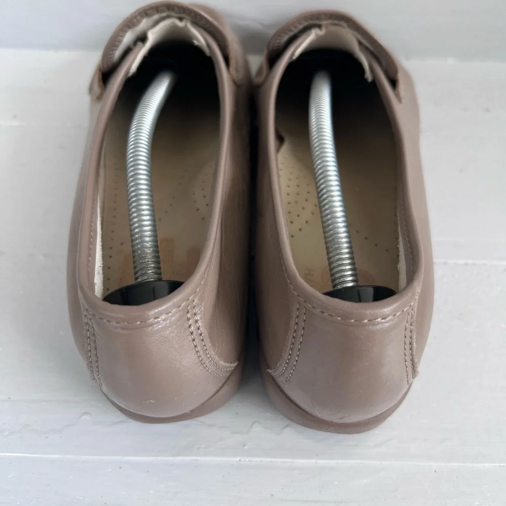 SAS classic leather