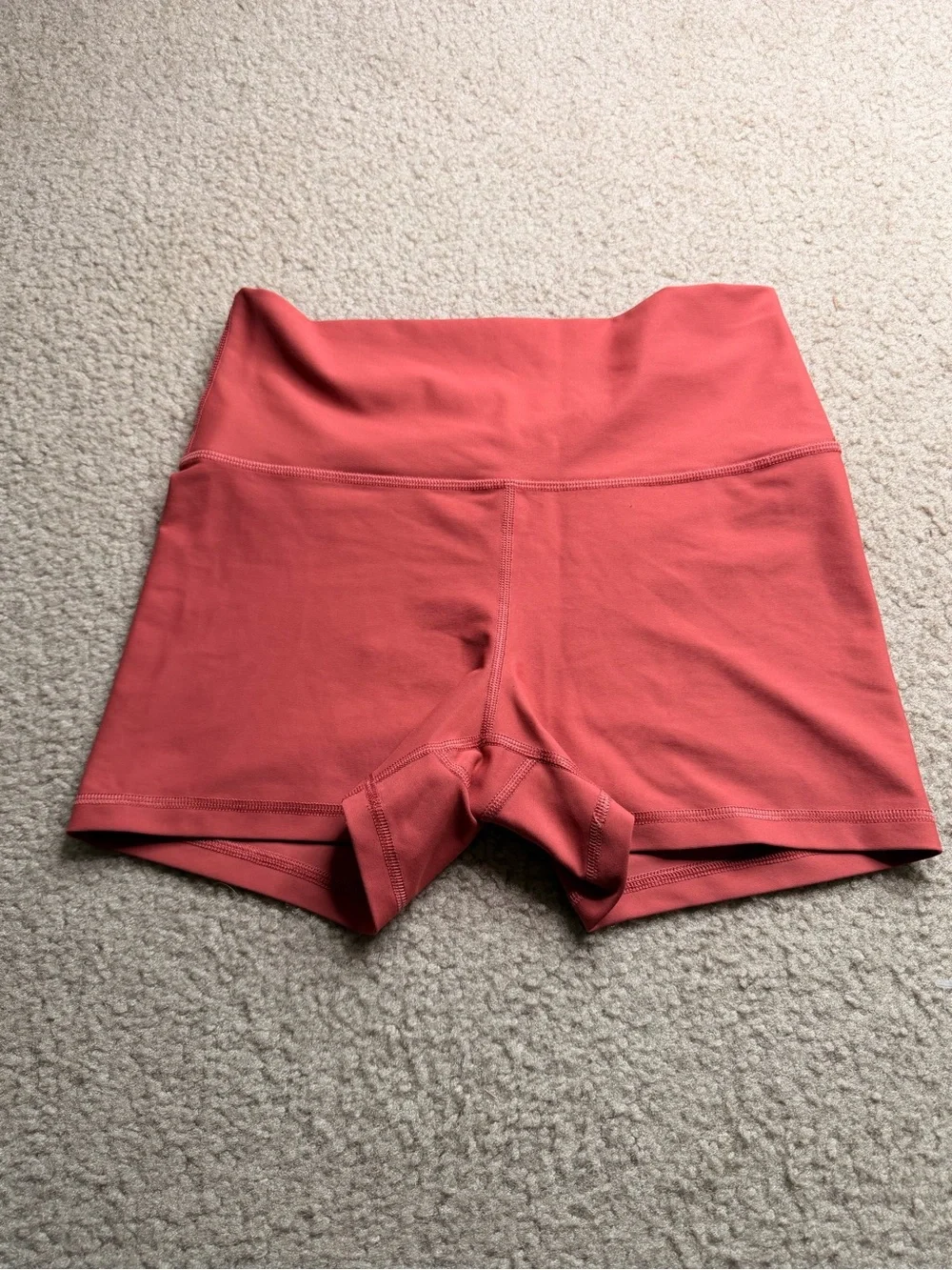 Old Navy Womens Activewear 3in Shorts in Coral Size Medium