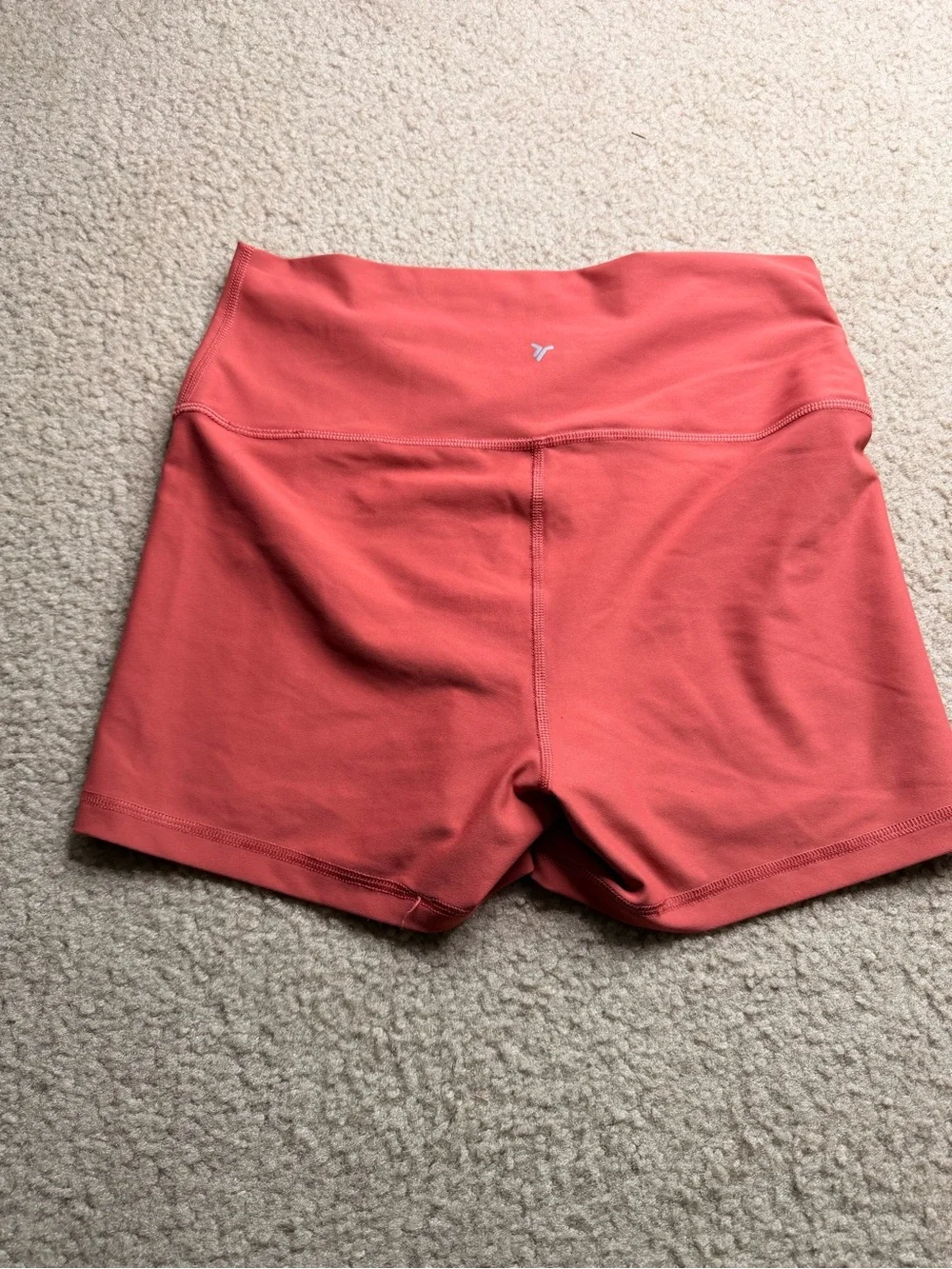 Old Navy Womens Activewear 3in Shorts in Coral Size Medium