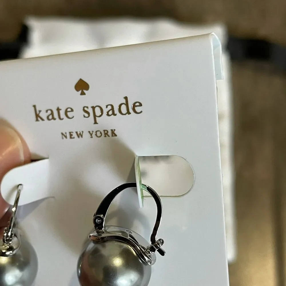 kate spade spade dust