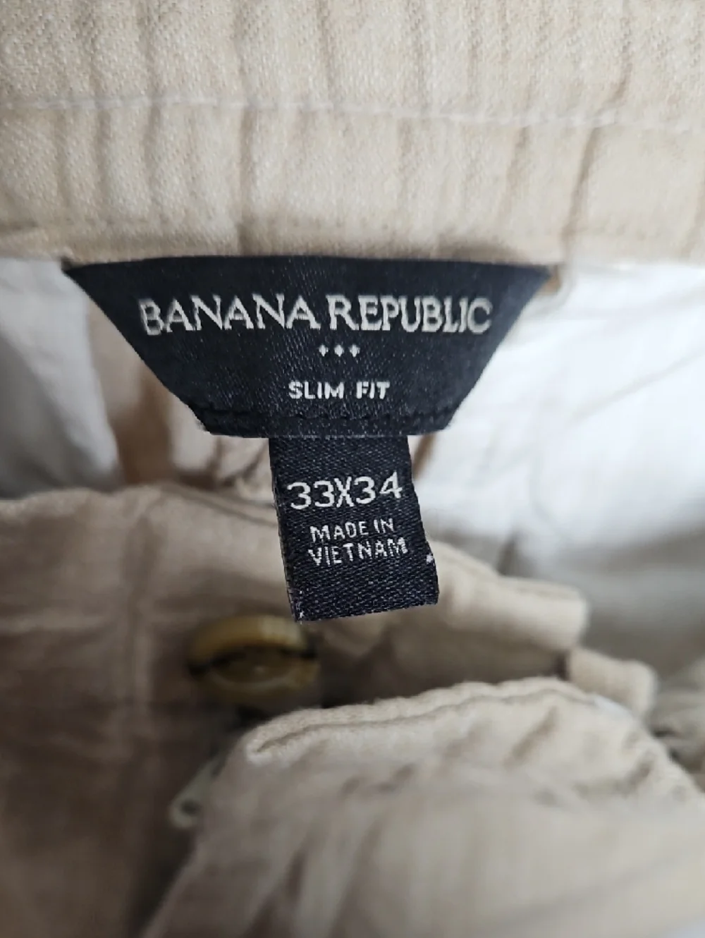 Banana Republic club neutral khaki