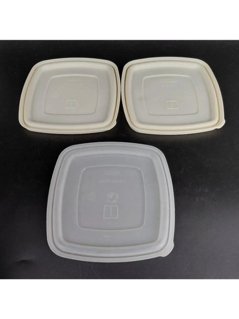 Rubbermaid brand item