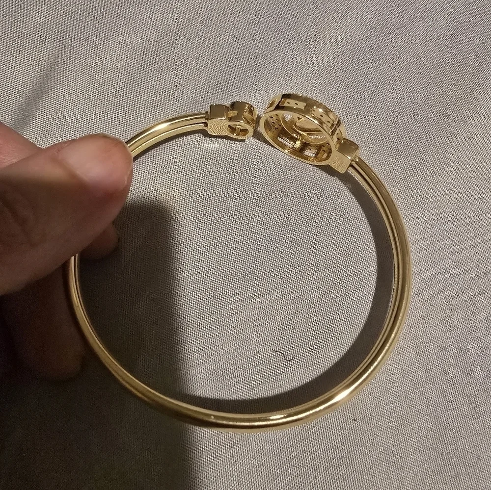 18kgp Dubai Jewelery - Gold Heart Bracelet with Crystal Accents (Adjustable)