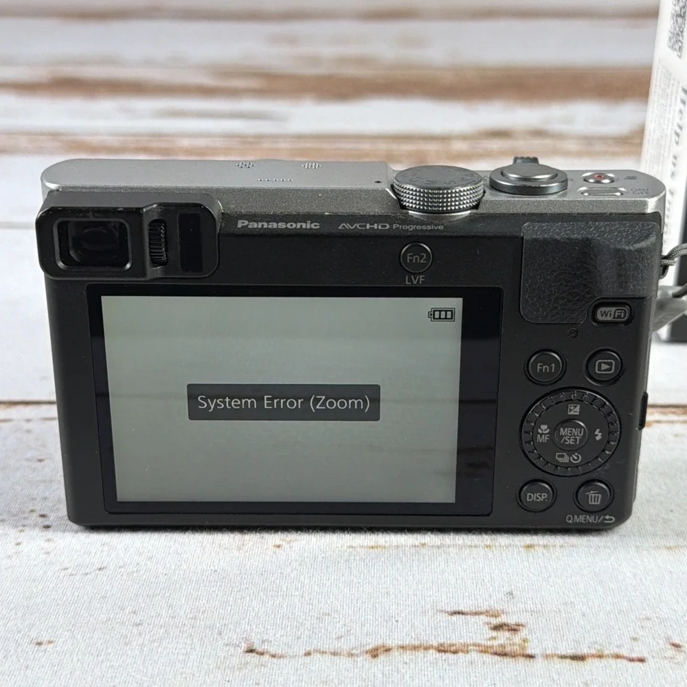 Panasonic this lumix
