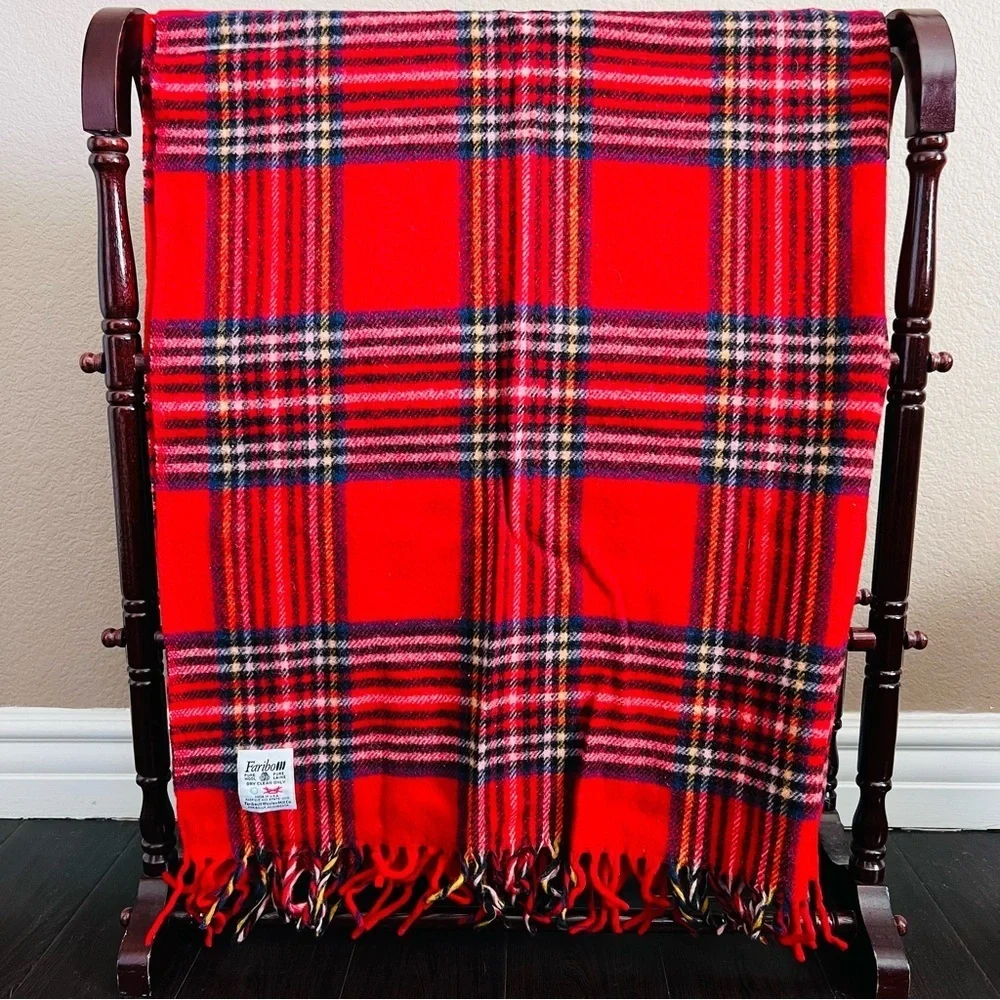 Faribo 100% wool