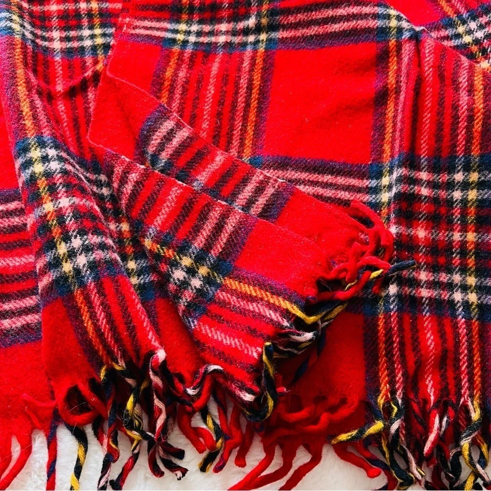 Faribo 100% wool