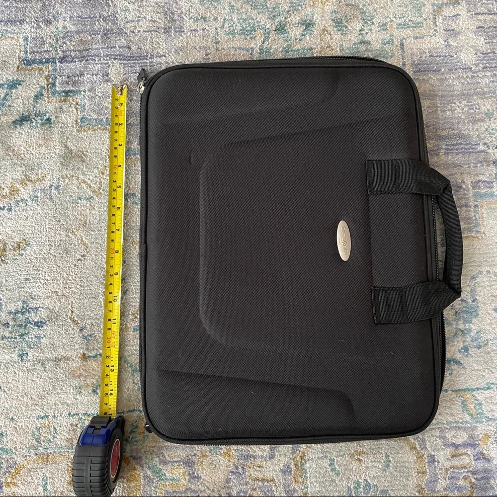 Samsonite this slim