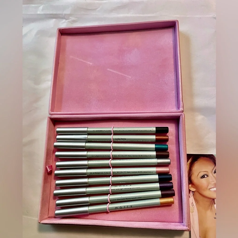 New! 10 Eyeliner + Case Mally Beauty Vibrant Collection Black, Green, Gold