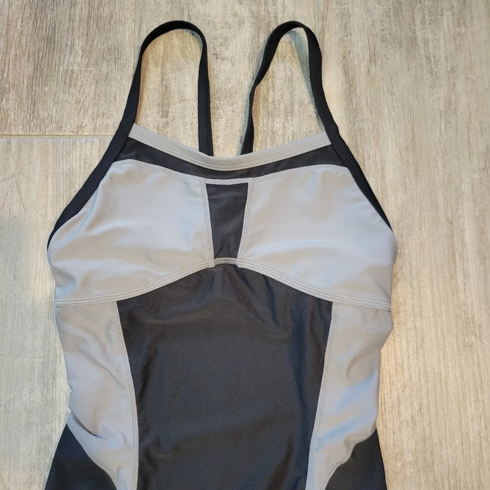 Athleta stylish one